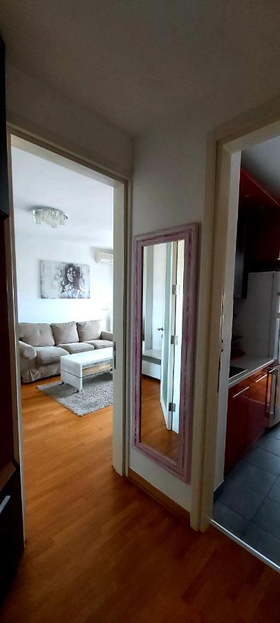 Apartman Tea Belville Belgrad Exterior foto